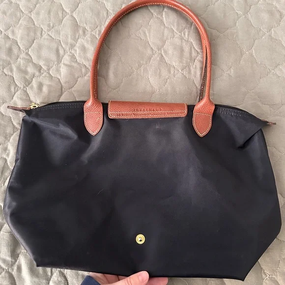 Longchamp Le Pliage tote - Picture 2 of 7